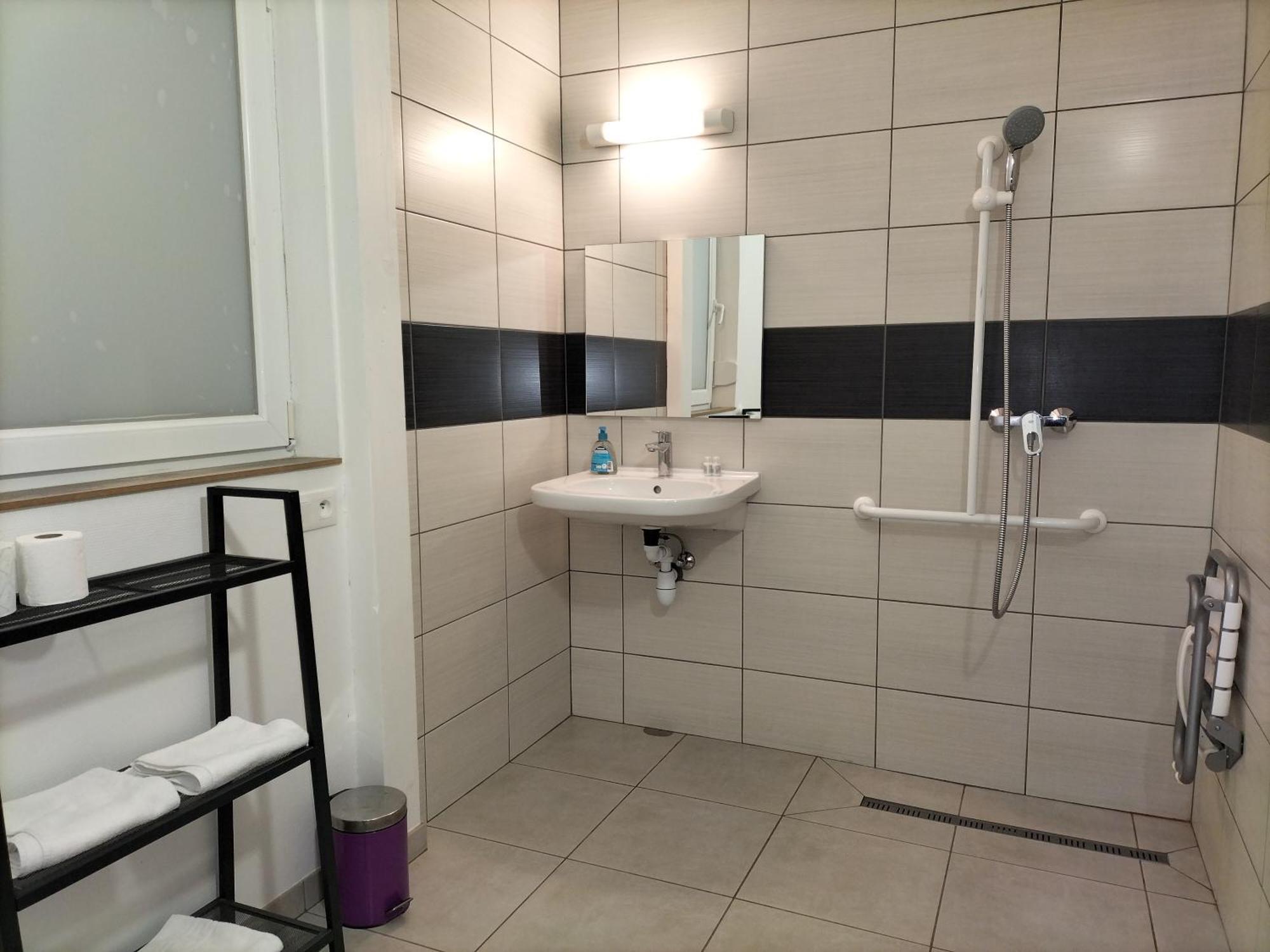Appart'Hotel Les Acacias Courte Et Longue Duree Bischoffsheim Eksteriør bilde